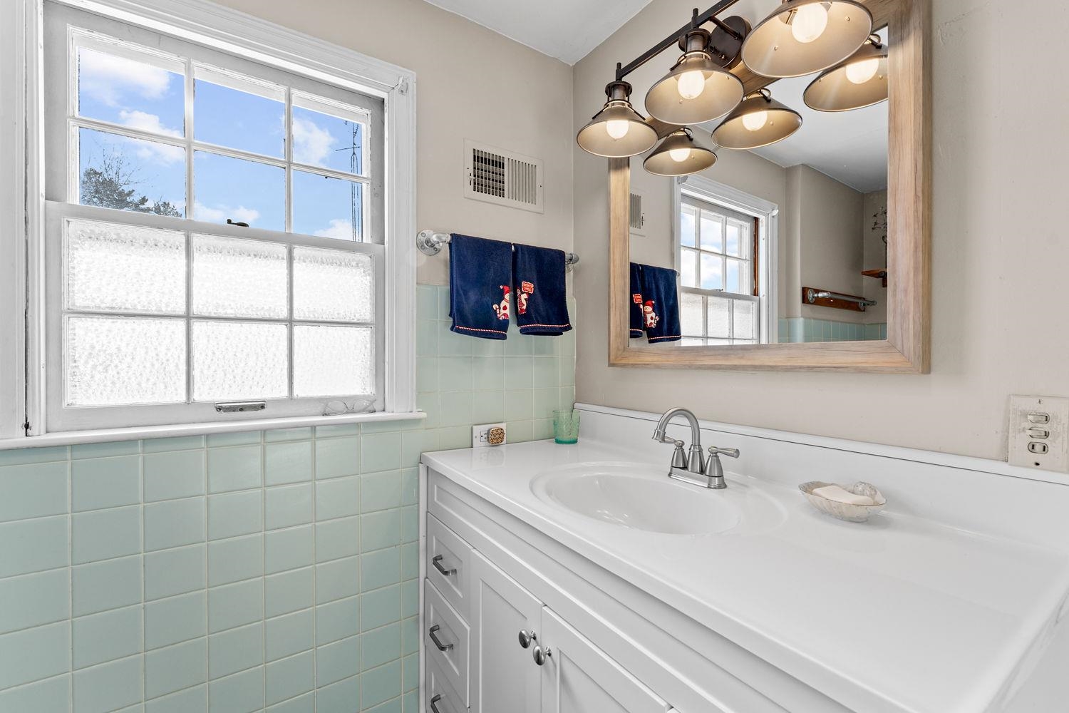 738 North Walnut Street Reedsburg, WI 53959 - Photo 34 of 38