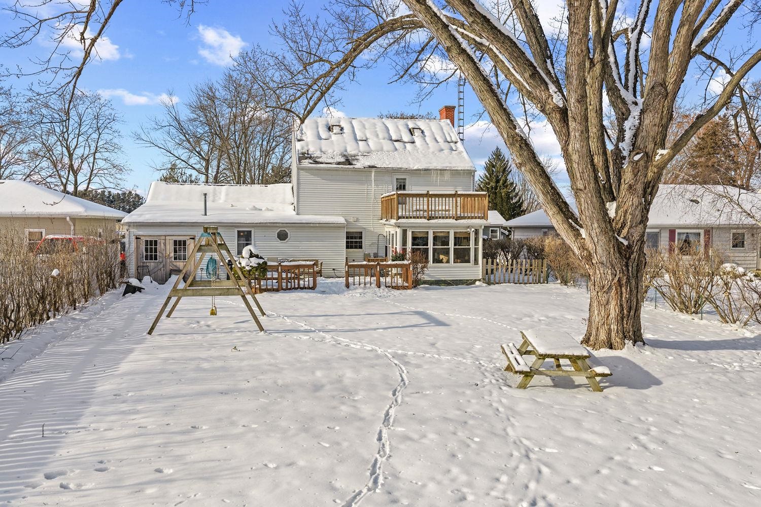 738 North Walnut Street Reedsburg, WI 53959 - Photo 4 of 38