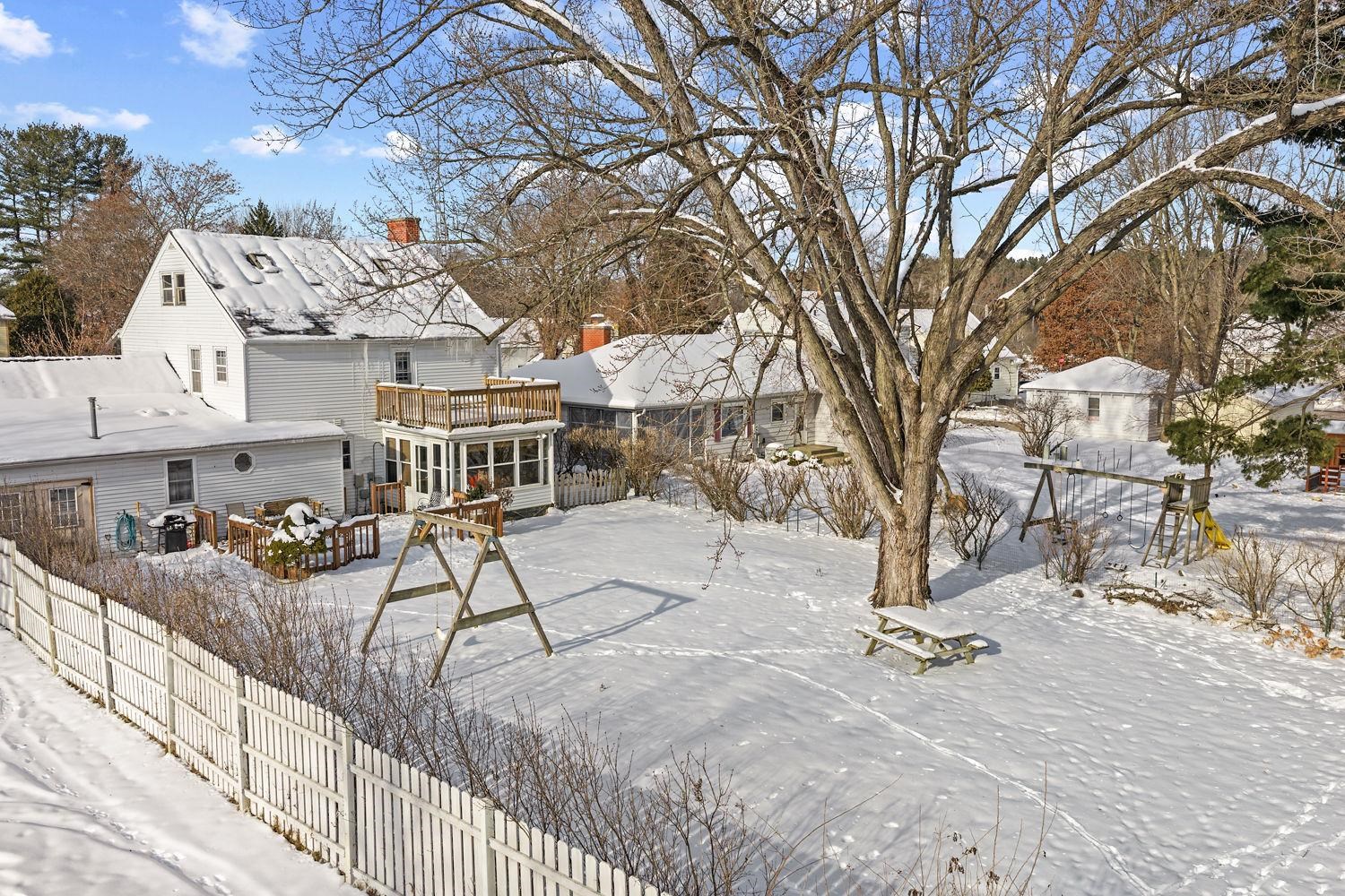 738 North Walnut Street Reedsburg, WI 53959 - Photo 6 of 38