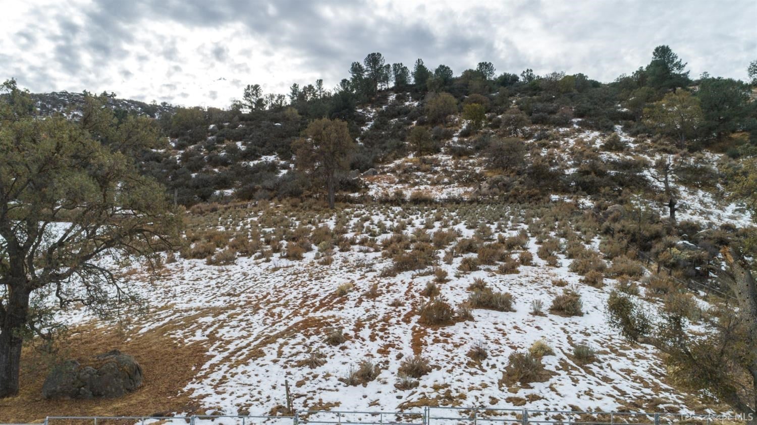 27700 Cumberland Road Tehachapi, CA 93561 - Photo 48 of 62 Gallery Image 48