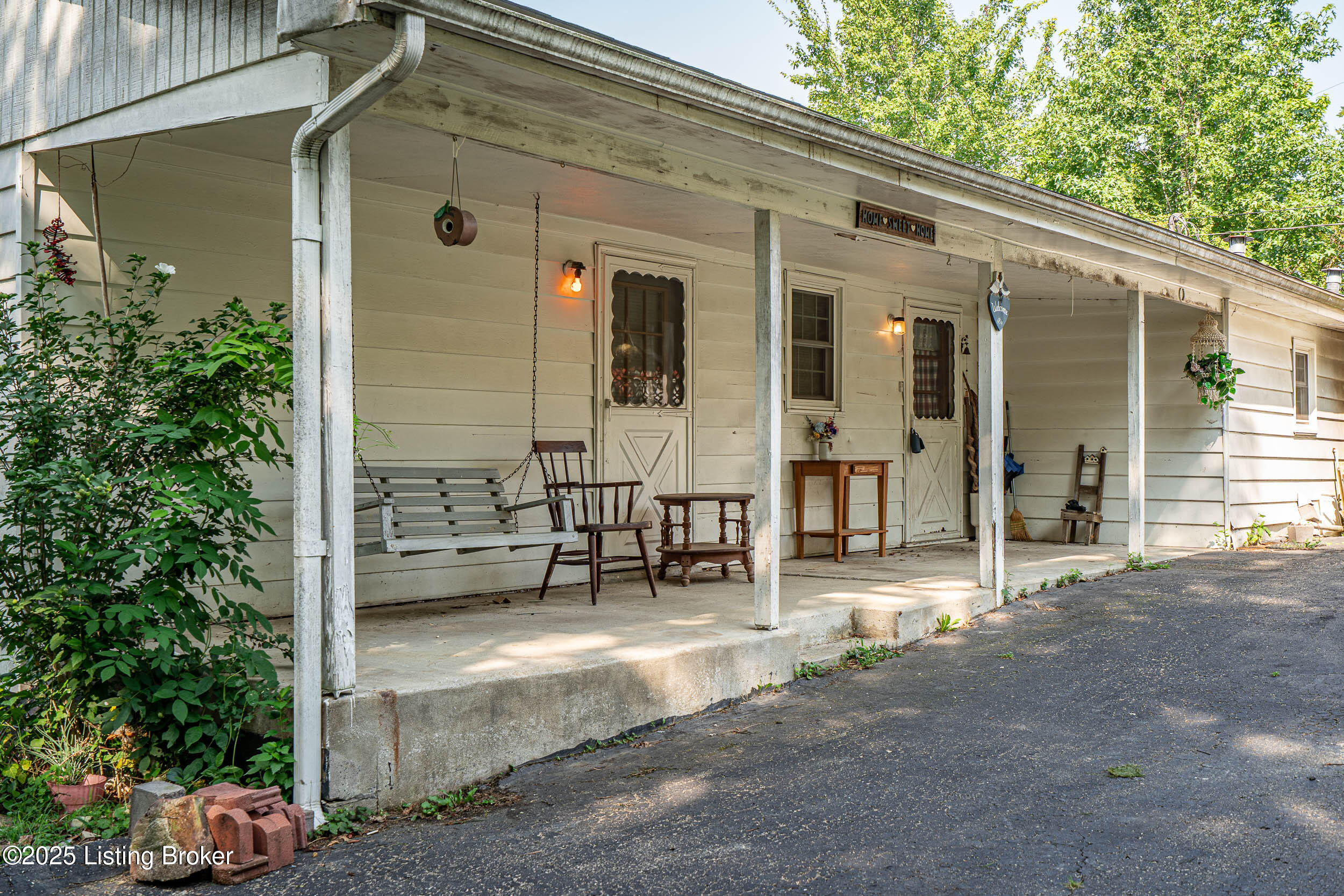 152 Cooper Run Road Shepherdsville, KY 40165 - Photo 24 of 44 152 Cooper Run Rd-19