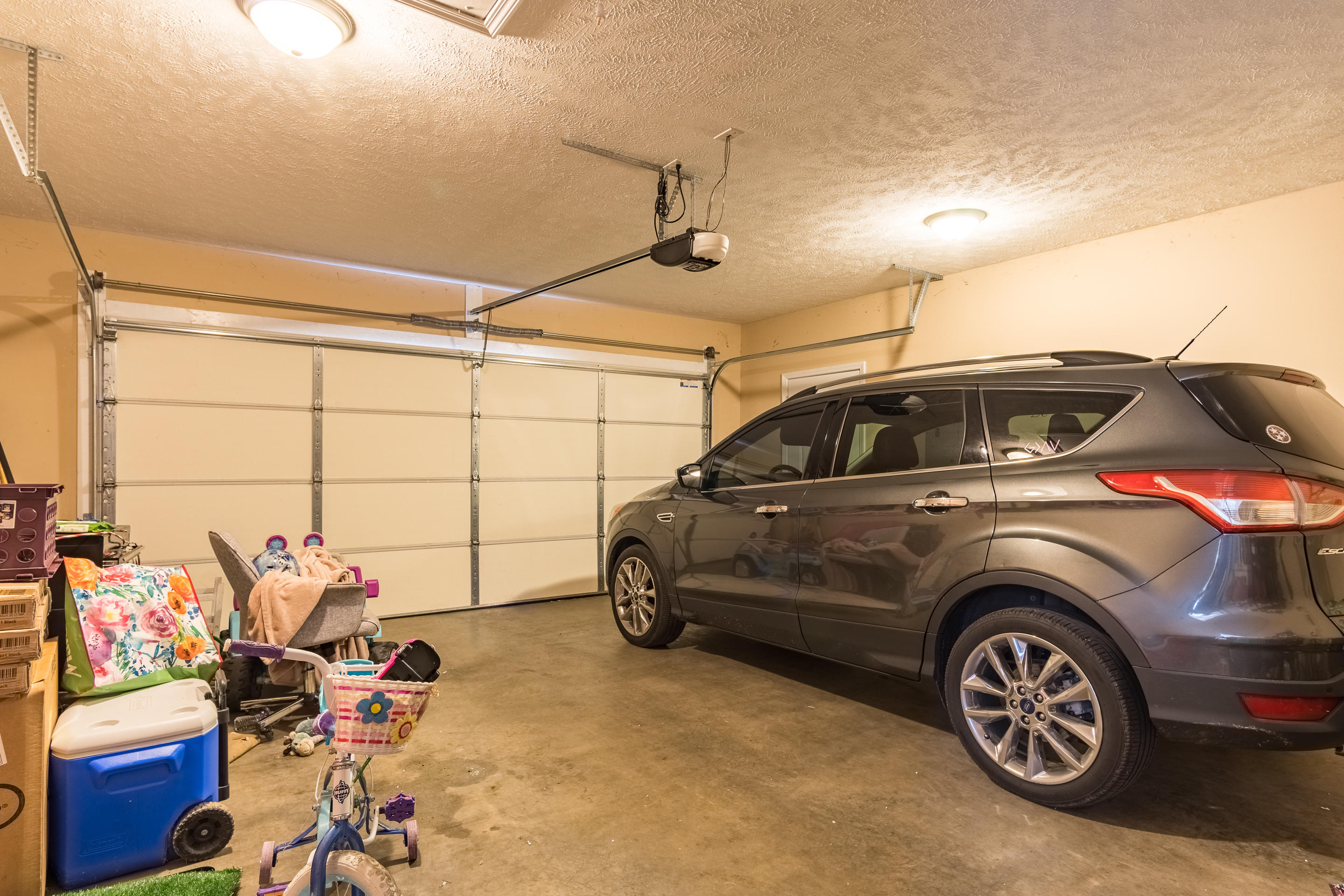 145 John Taylor Road Elizabethton, TN 37643 - Photo 17 of 17 Garage