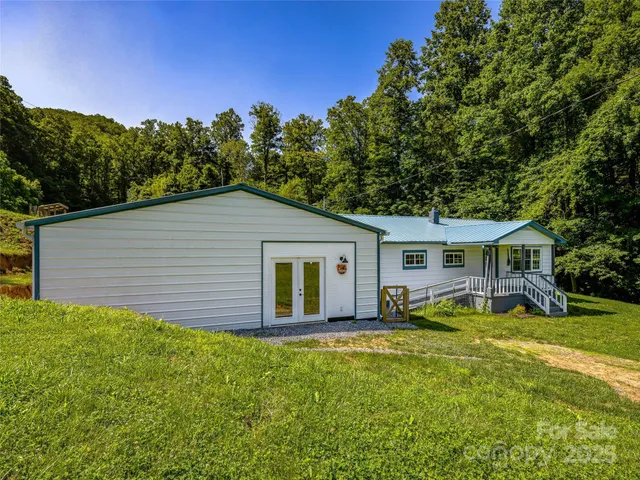 $359,000 | 471 Claude Cook Road, Sylva, NC 28779