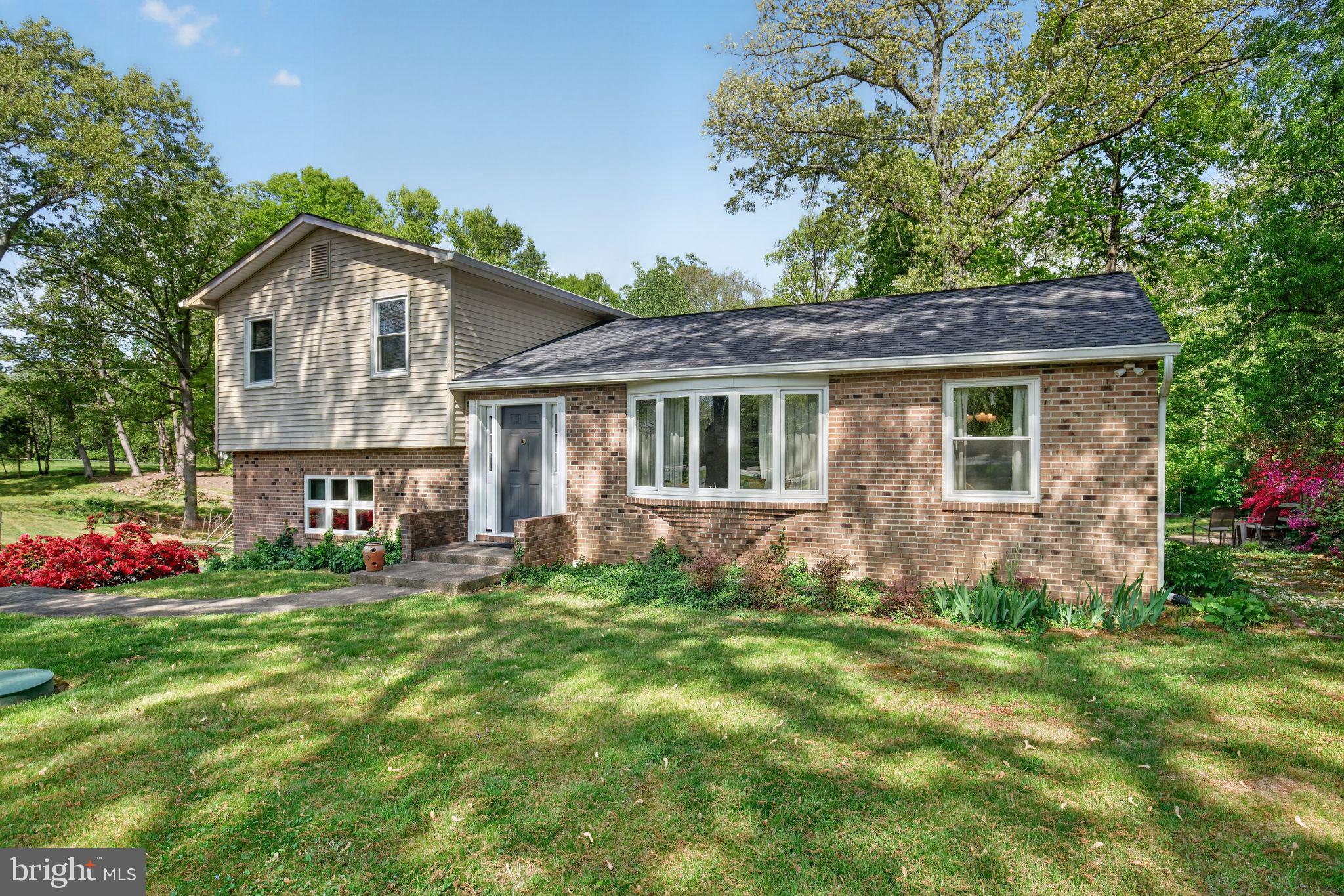 14004 South Springfield Road Brandywine, MD 20613 - Photo 2 of 54