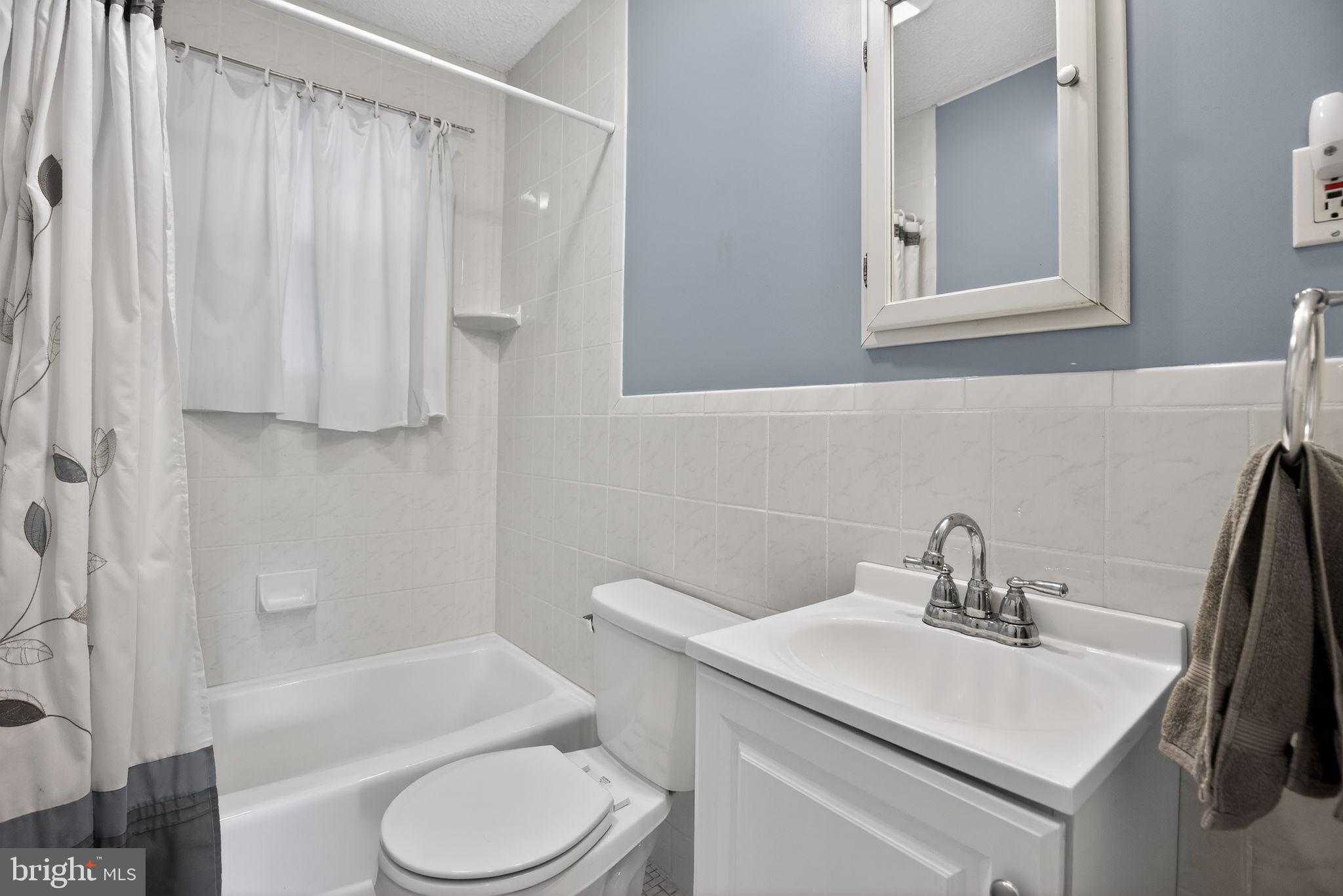 14004 South Springfield Road Brandywine, MD 20613 - Photo 24 of 54 full bathroom on main level