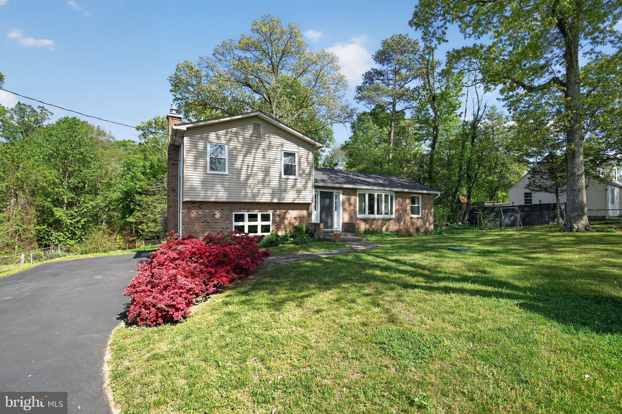 14004 South Springfield Road Brandywine, MD 20613 - Photo 3 of 54