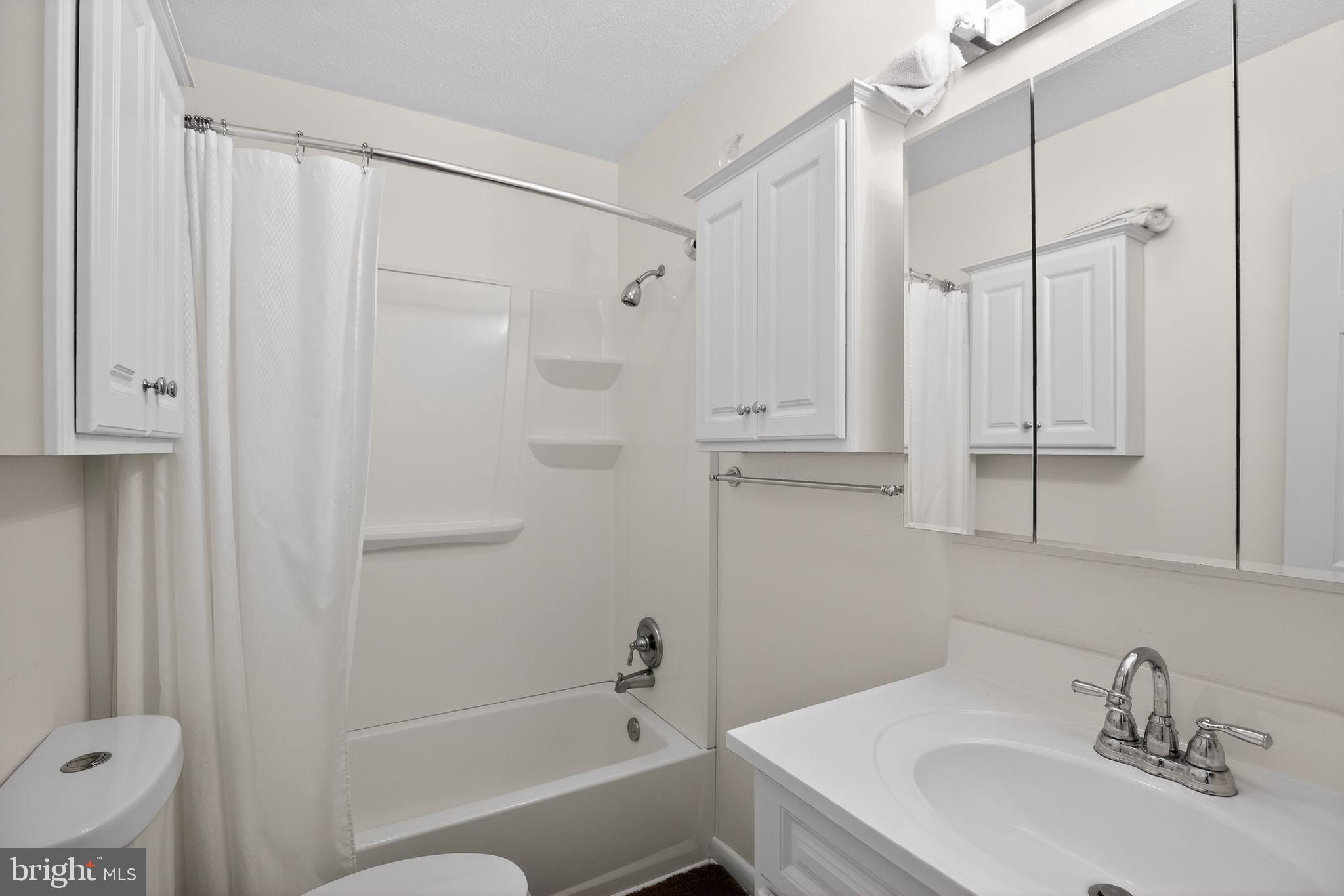 14004 South Springfield Road Brandywine, MD 20613 - Photo 36 of 54 full bathroom upstairs