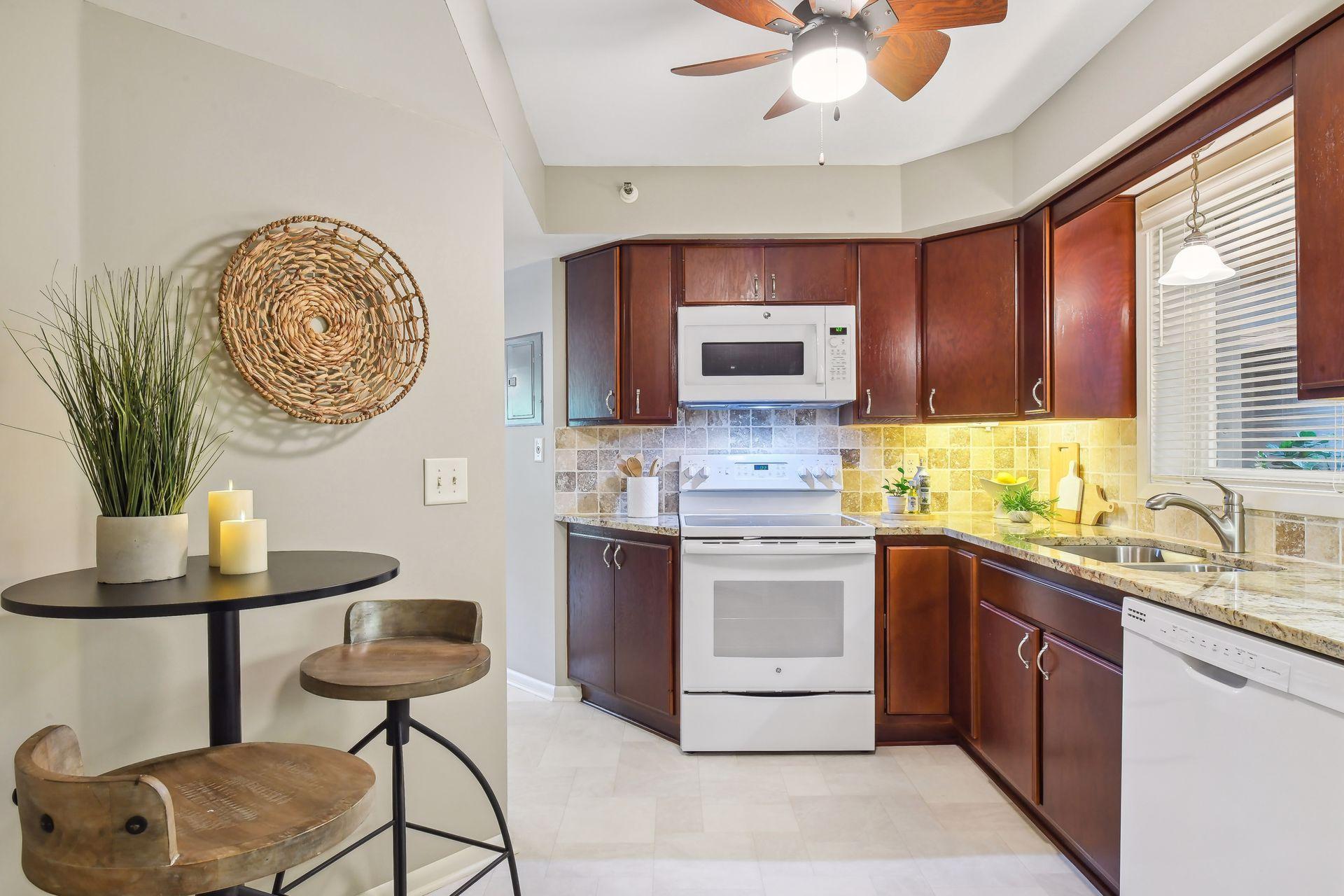 14401 Atrium Way, Unit 118 Minnetonka, MN 55345 - Photo 15 of 37