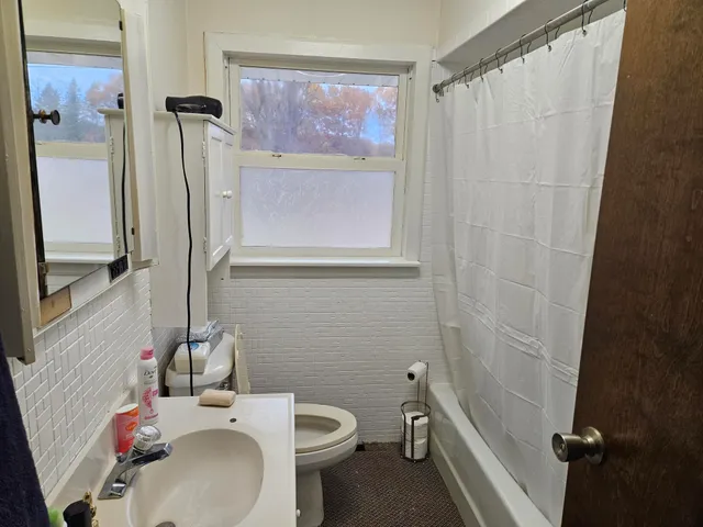 $220,000 | 7420 North Oceana Drive, Hart, MI 49420