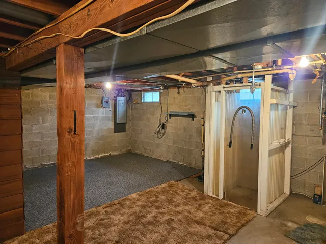 $220,000 | 7420 North Oceana Drive, Hart, MI 49420