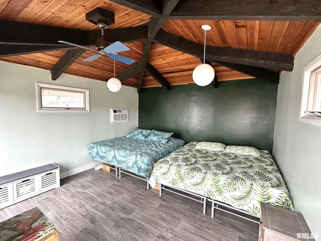 $209,000 | 14944 East Shochonie Point, Cuba, IL 61427