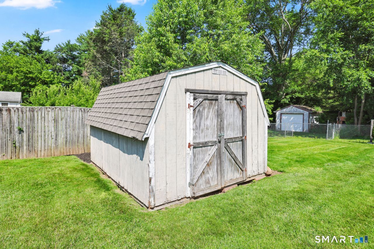 495 Prospect Street Wethersfield, CT 06109 - Photo 38 of 40