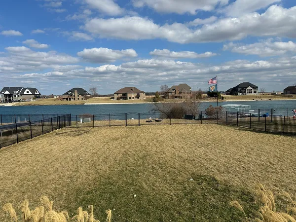 $699,900 | 24035 Bay To Bay Boulevard, Manhattan, IL 60442