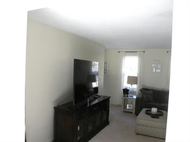 $999,000 | 18-20 Will Drive, Canton, MA 02021