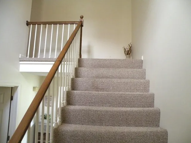 $999,000 | 18-20 Will Drive, Canton, MA 02021