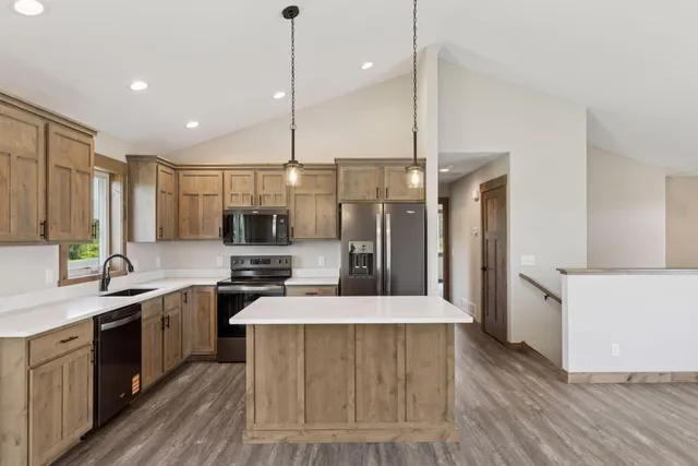 $364,900 | 187 Wood Duck Lane, Baldwin, WI 54002