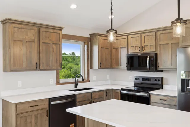 $364,900 | 187 Wood Duck Lane, Baldwin, WI 54002