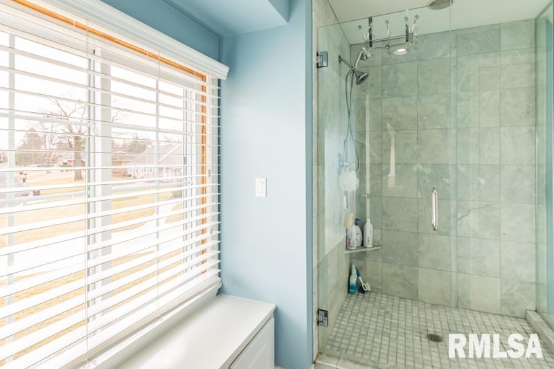 106 East Northgate Road Peoria, IL 61614 - Photo 22 of 41 Gallery Image 22