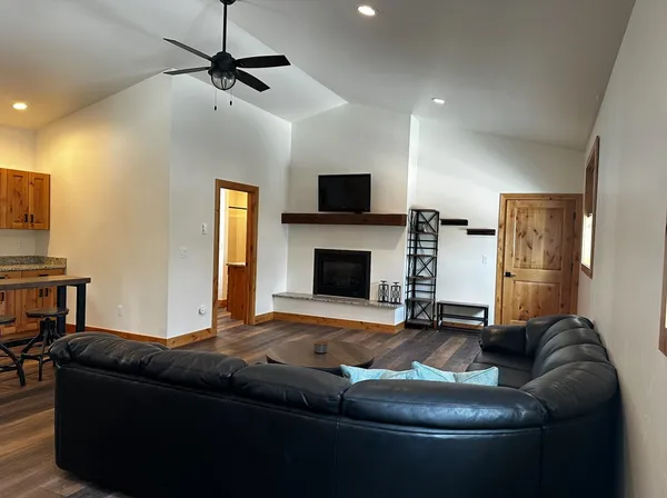 $760,000 | 238 Angus Lane, Donnelly, ID 83615