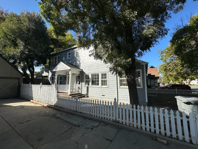 $399,900 | 1210 H Street, Marysville, CA 95901