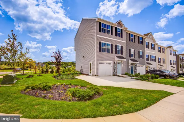 $2,100 | 110 Sophie Street, Strasburg, VA 22657