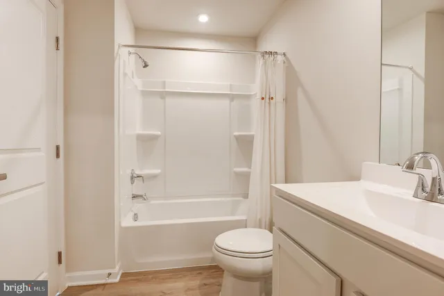 $2,100 | 110 Sophie Street, Strasburg, VA 22657