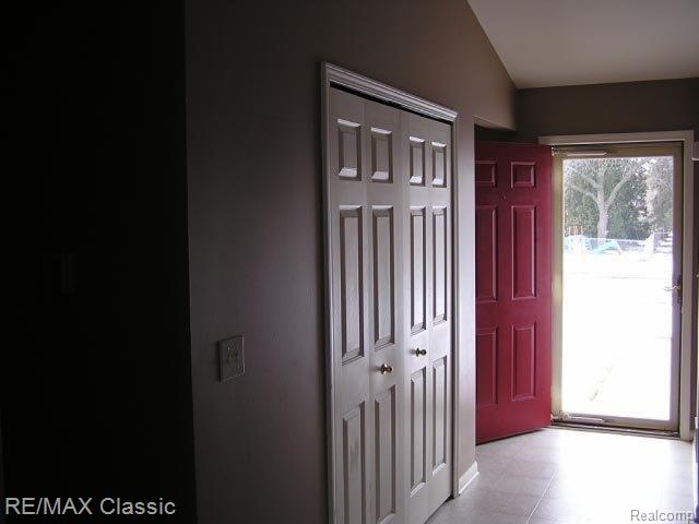 5690 Henry Ruff Road Garden City, MI 48135 - Photo 10 of 16 FRONT ENTRANCE