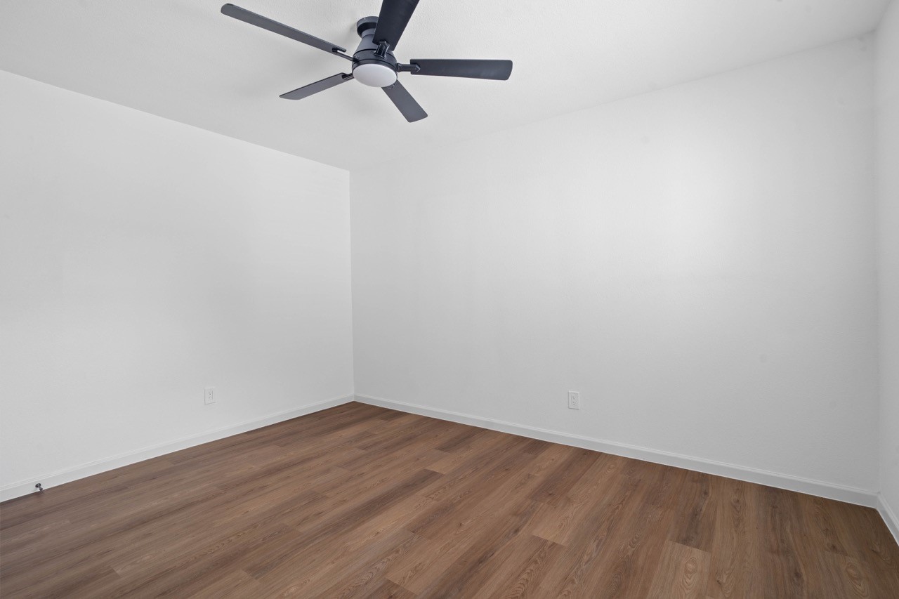 5326 Findlay Drive Pasadena, TX 77505 - Photo 44 of 50 Versatile secondary bedroom offers ample space for family, guests, or a home office.