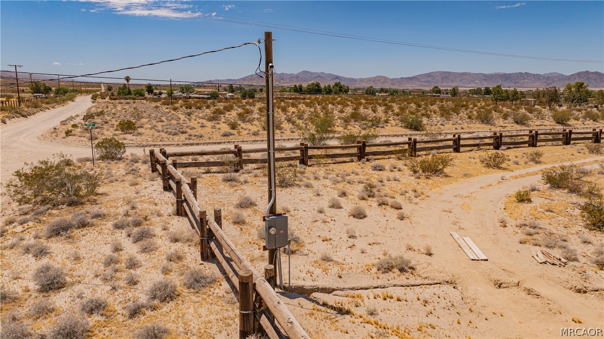35330 Foothill Road Lucerne Valley, CA 92356 - Photo 9 of 16