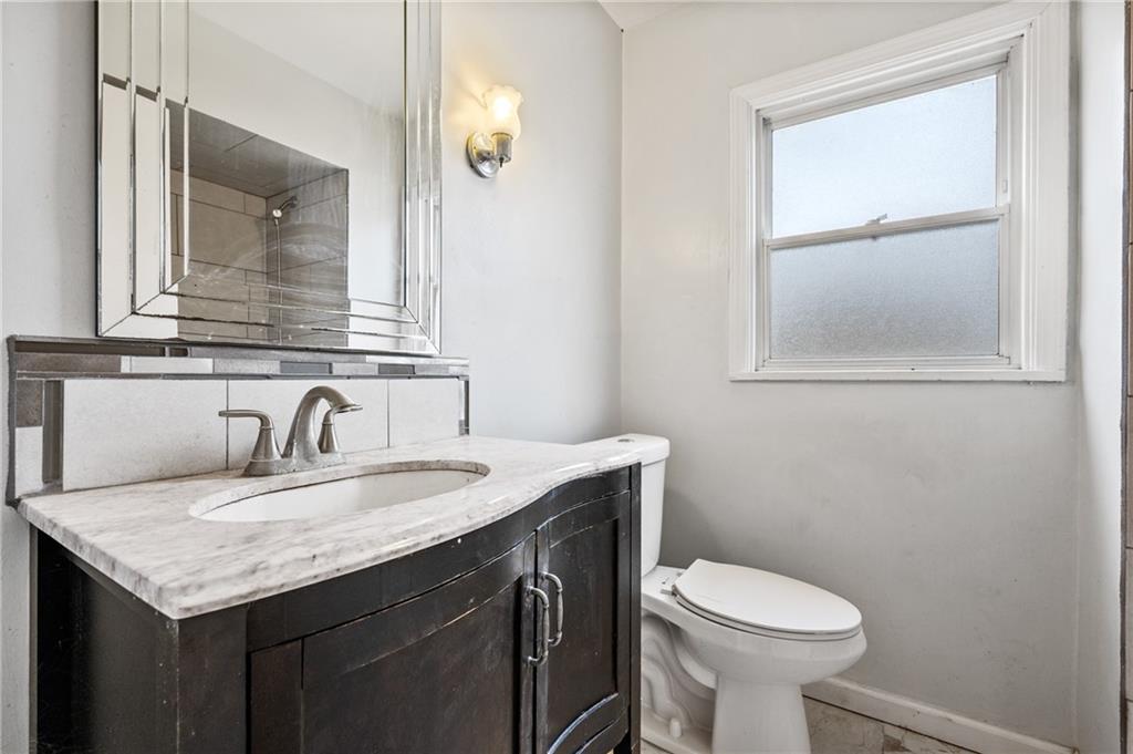 1733 Brodhead Road Coraopolis, PA 15108 - Photo 21 of 25 Gallery Image 21