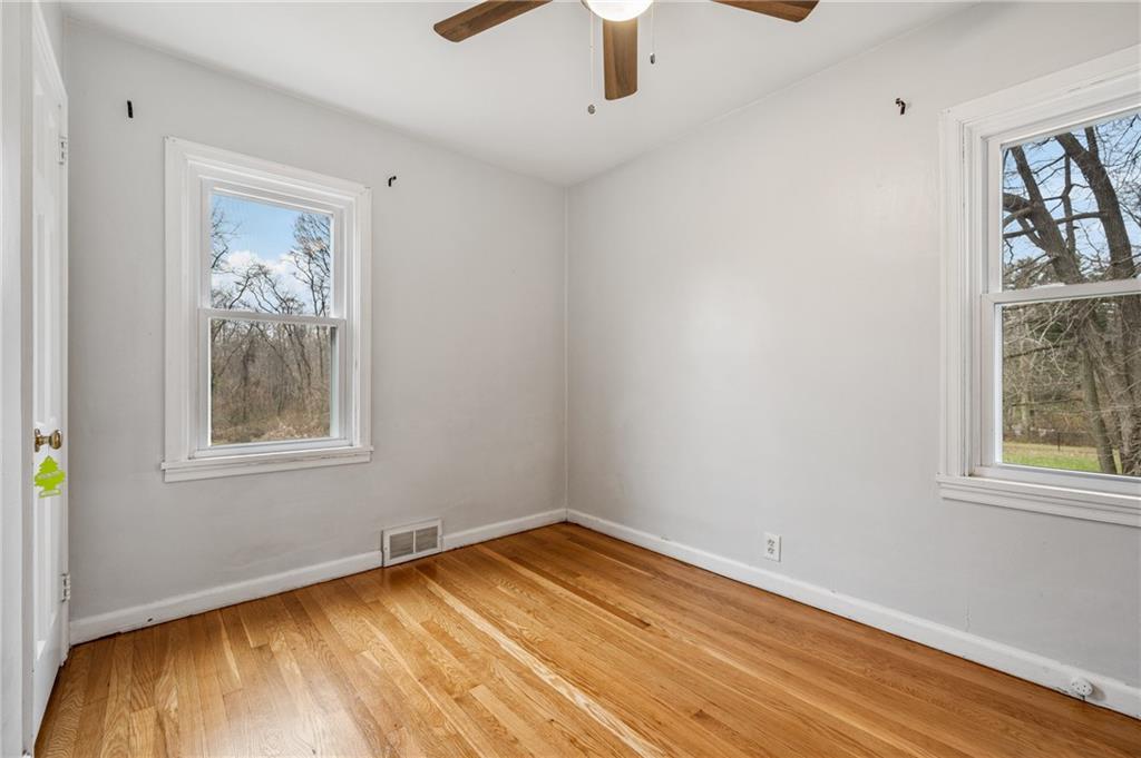 1733 Brodhead Road Coraopolis, PA 15108 - Photo 22 of 25 Gallery Image 22
