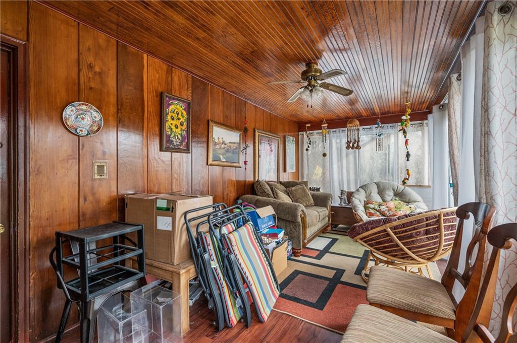 1733 Brodhead Road Coraopolis, PA 15108 - Photo 4 of 25 Gallery Image 4