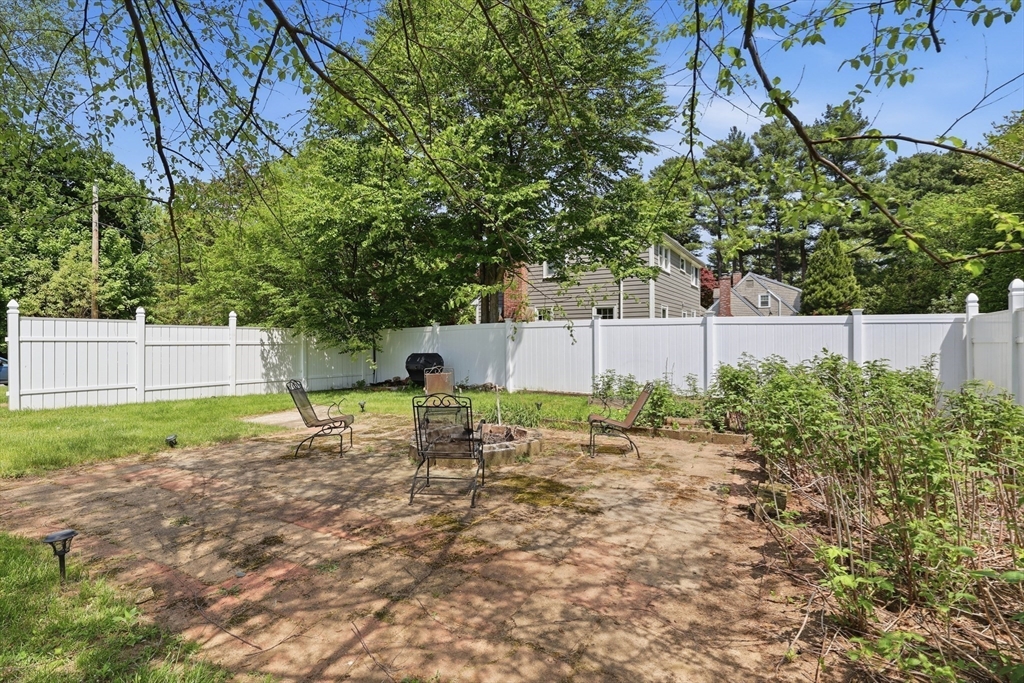 1 Valley View Road Wayland, MA 01778 - Photo 12 of 42