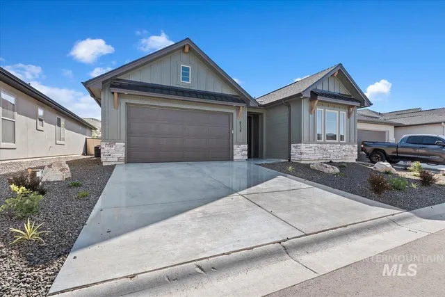 $529,880 | 2242 East Rodeo Street, Kuna, ID 83634