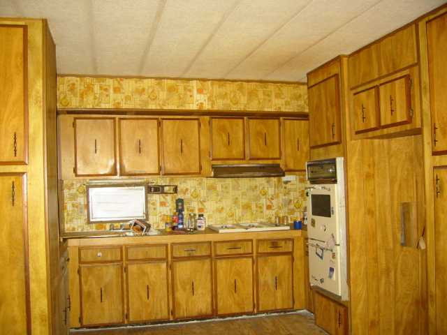 5006 Eaton Rapids Road Albion, MI 49224 - Photo 5 of 9 Photo 5