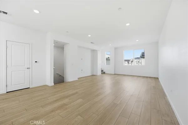 $698,990 | 27341 Bear Creek Lane, Valencia, CA 91381