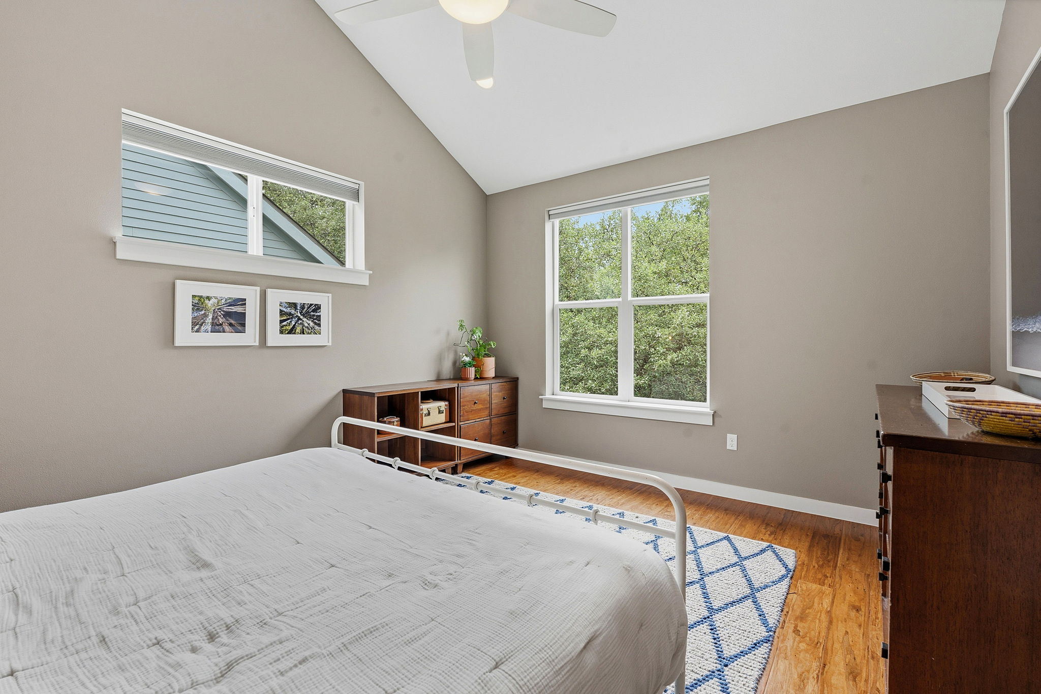 3001 Del Curto Road, Unit 31 Austin, TX 78704 - Photo 17 of 32 a bed room with a bed and a window