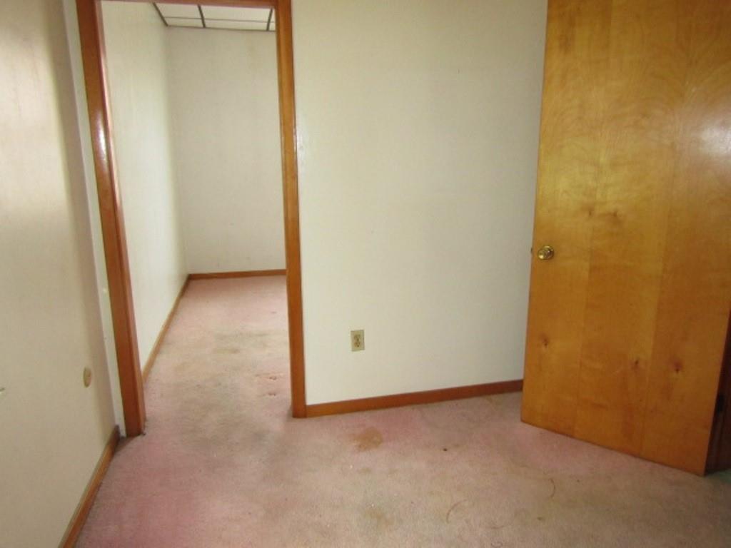 1214 1/2 3rd Street McKees Rocks, PA 15136 - Photo 17 of 28