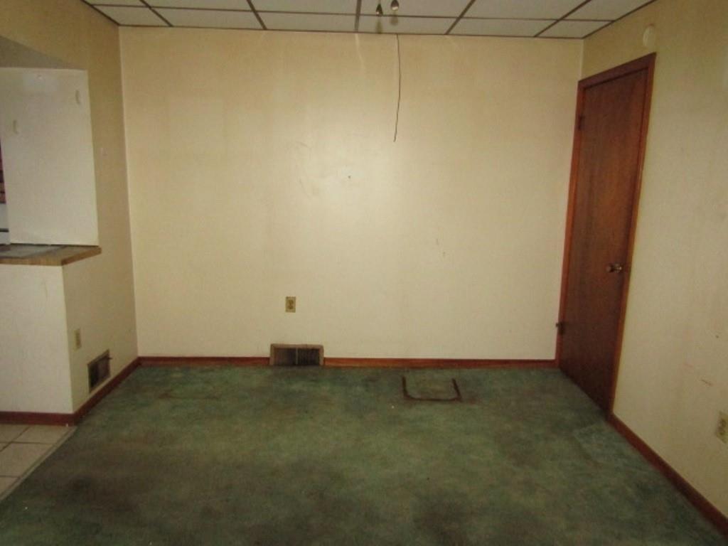 1214 1/2 3rd Street McKees Rocks, PA 15136 - Photo 8 of 28 a view of small space