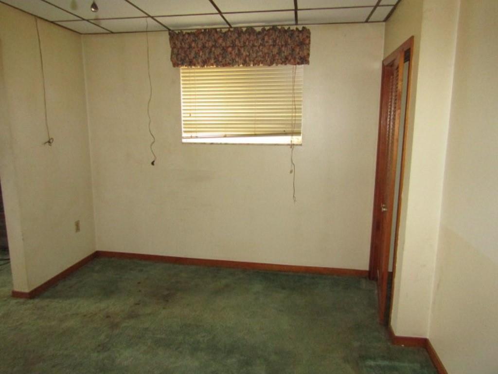 1214 1/2 3rd Street McKees Rocks, PA 15136 - Photo 10 of 28 a view of an empty room with a window
