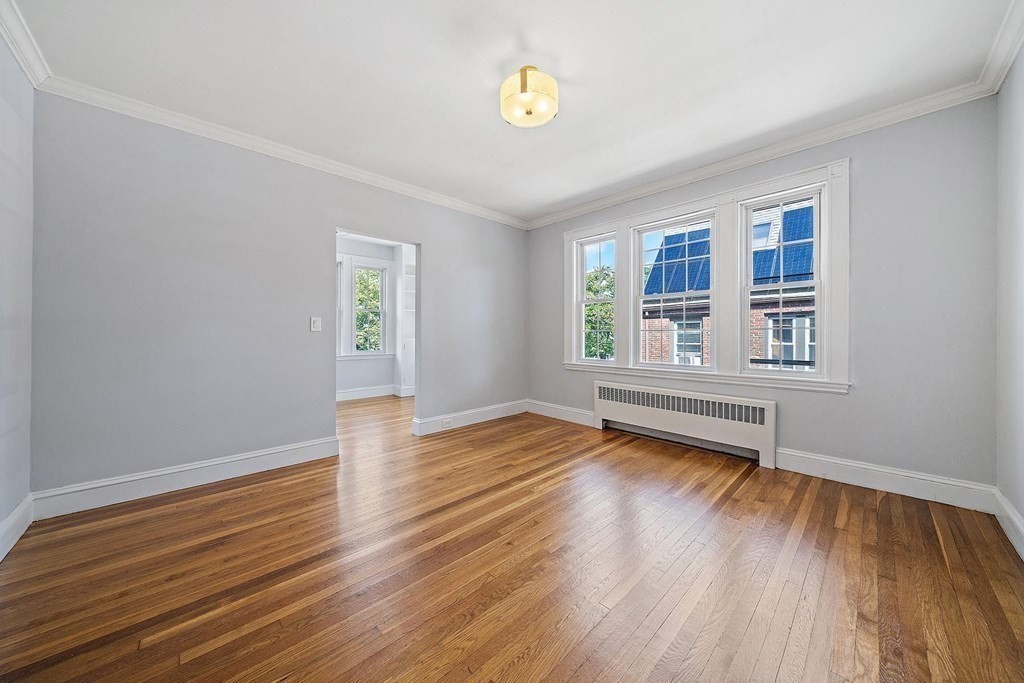 54 Crosby Road, Unit 2 Newton, MA 02467 - Photo 5 of 21 Gallery Image 5
