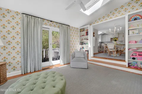$1,795,000 | 20 Ridge Road, Cos Cob, CT 06807