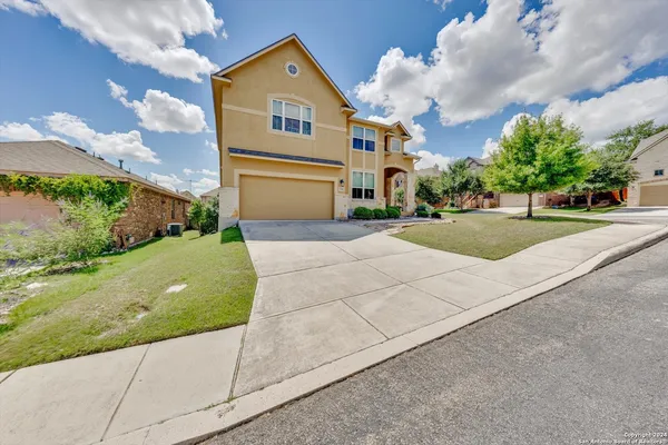 $3,350 | 23902 Alpine Lodge, San Antonio, TX 78258