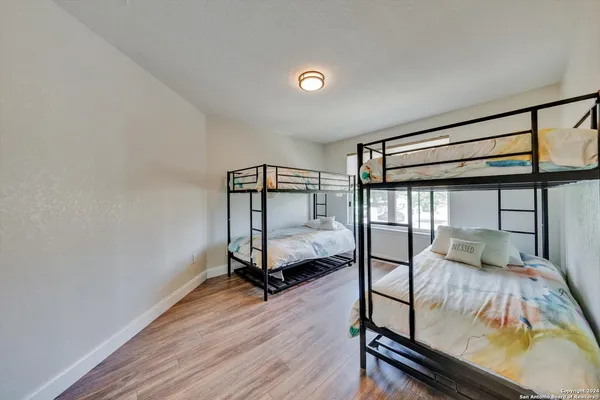 $3,350 | 23902 Alpine Lodge, San Antonio, TX 78258