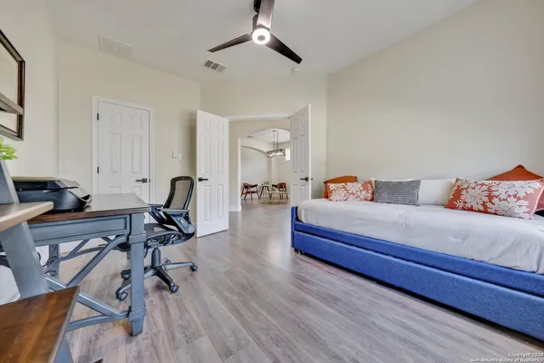 $3,350 | 23902 Alpine Lodge, San Antonio, TX 78258