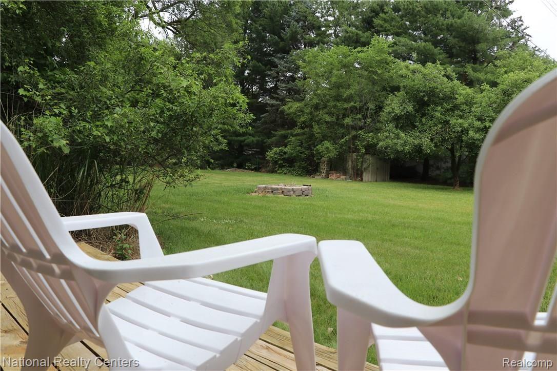 10889 Spencer Road Brighton, MI 48114 - Photo 60 of 70 IMG_6874.JPG