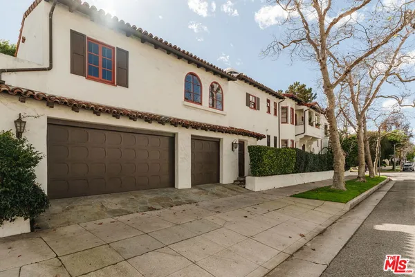$2,695,000 | 200 South Mansfield Avenue, Los Angeles, CA 90036