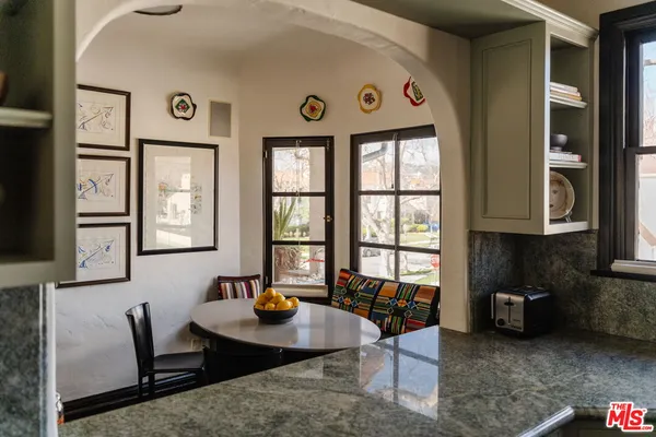 $2,695,000 | 200 South Mansfield Avenue, Los Angeles, CA 90036