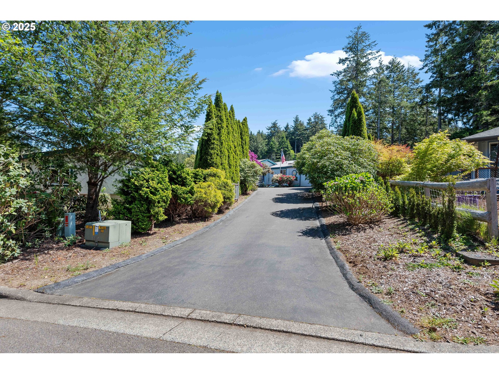 1615 Kristi Loop Lakeside, OR 97449 - Photo 37 of 38 a view of a garden