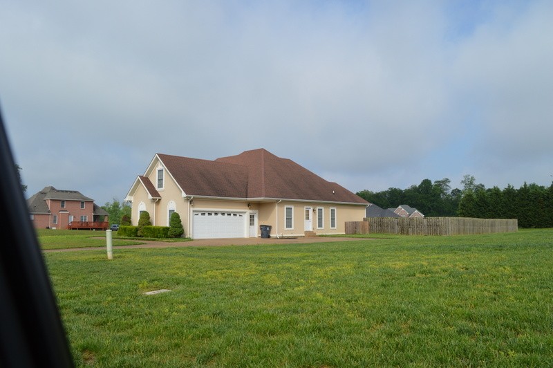 812 Little Springs Road Clarksville, TN 37040 - Photo 18 of 19 a view of a house with a big yard